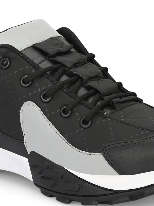 Black Sneaker